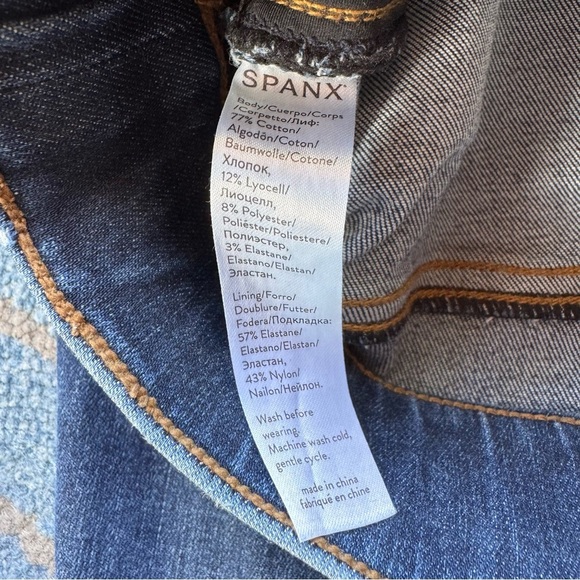 Spanx Women's Medium Wash Denim Distressed Legging Ankle Skinny‎ Size Small - Picture 6 of 7